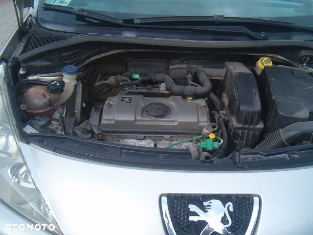Peugeot 207 - 22