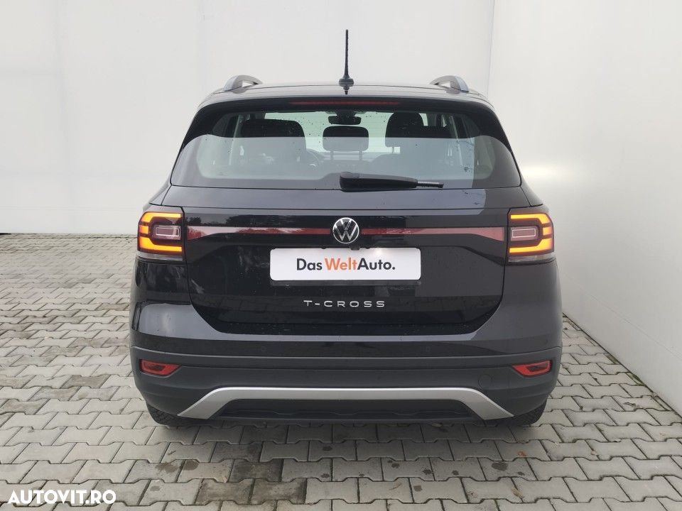 Volkswagen T-Cross - 4
