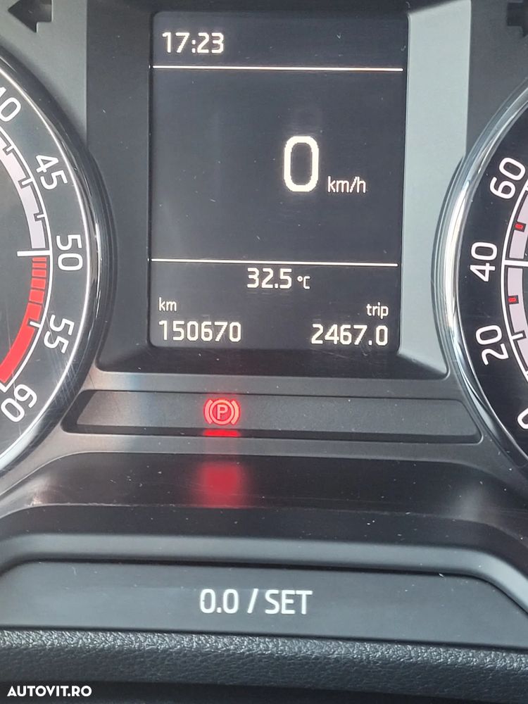 Skoda Octavia 1.6 TDI Ambition - 2