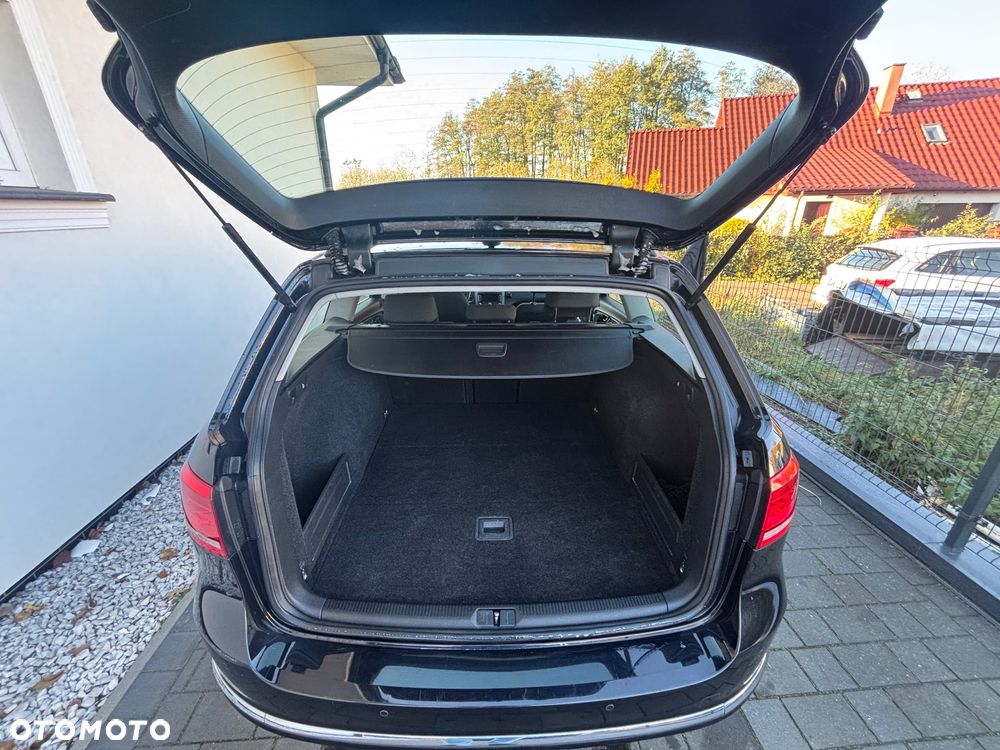 Volkswagen Passat 1.6 TDI Comfortline - 5