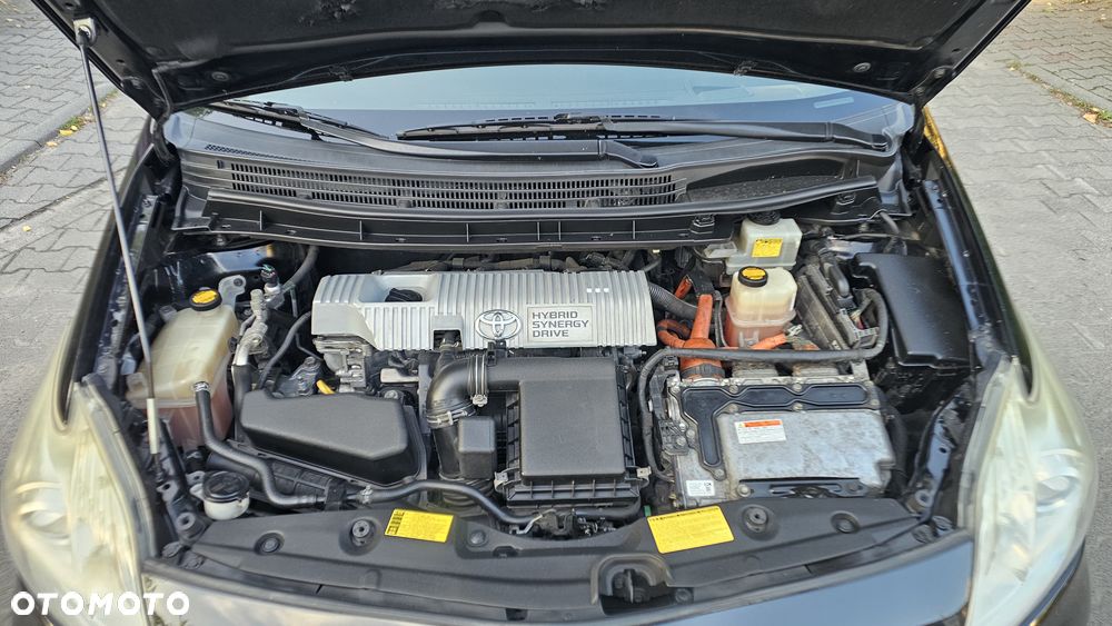 Toyota Prius - 13