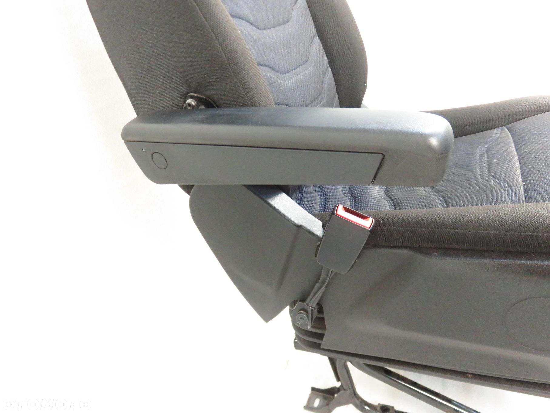 FOTEL KIEROWCY IVECO DAILY VI Furgon - 6