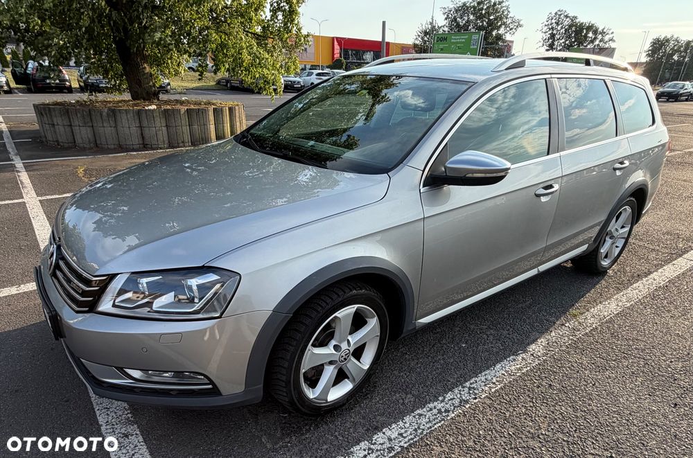 Volkswagen Passat - 4