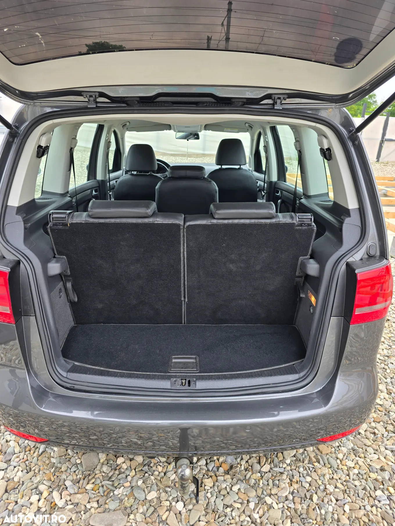 Volkswagen Touran 1.6 TDI BlueMotion Technology Comfortline - 15