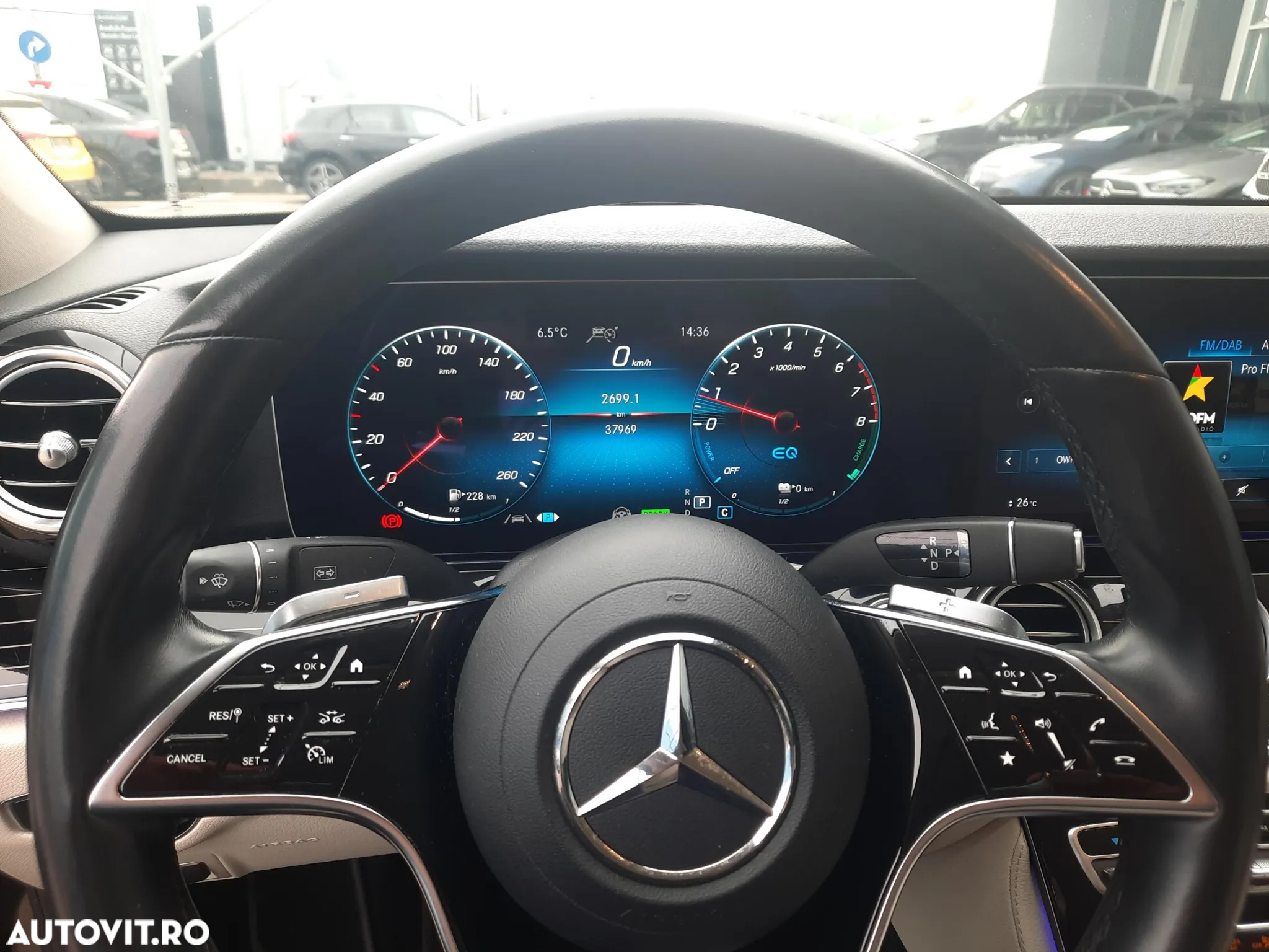 Mercedes-Benz E - 11