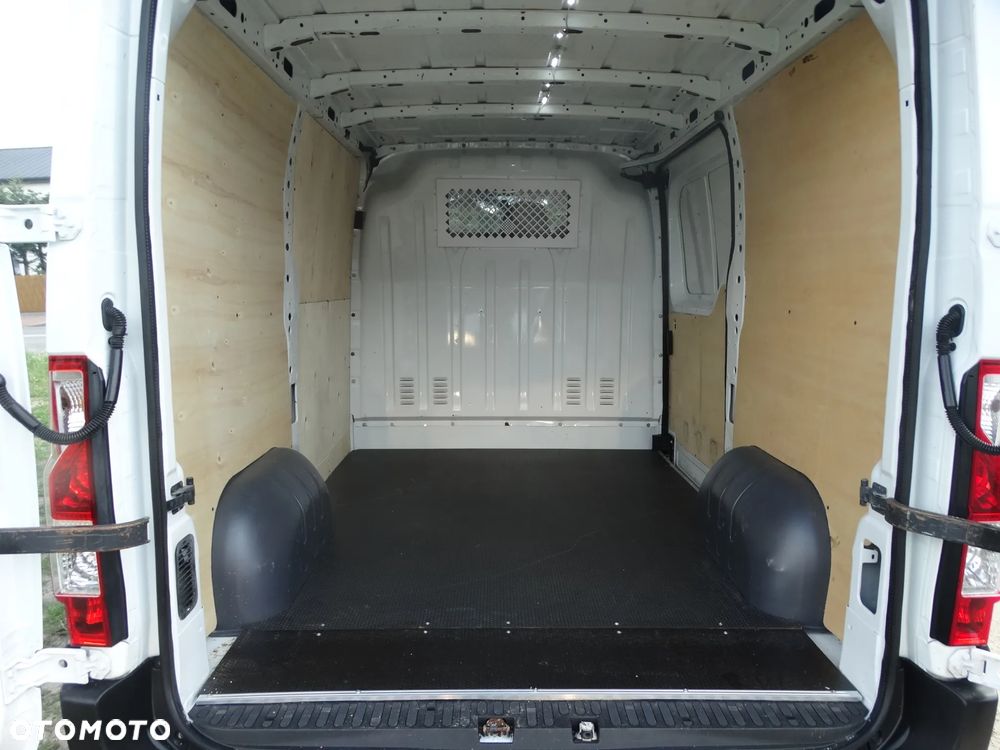 Renault Master - 29