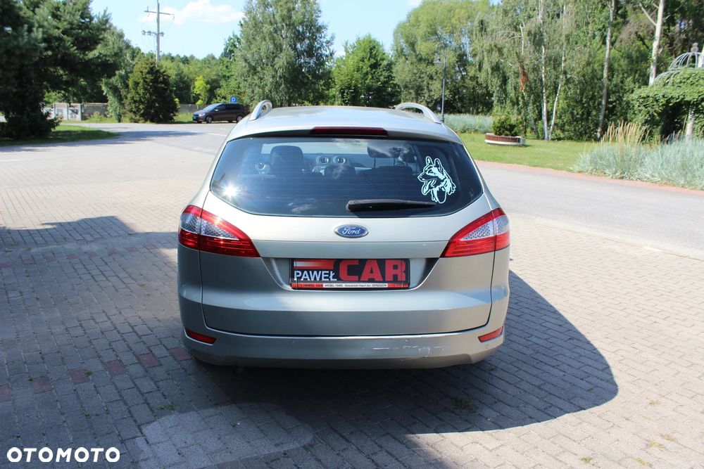 Ford Mondeo - 8
