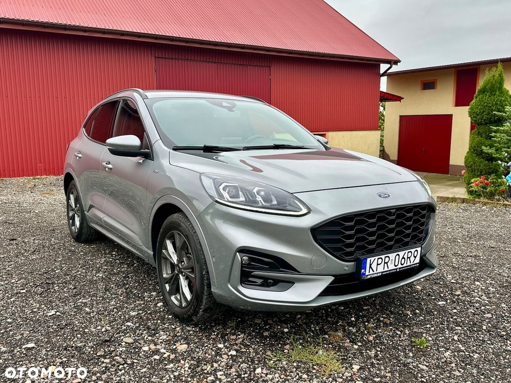Ford Kuga - 1