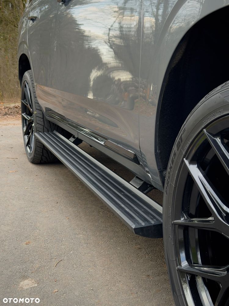 Cadillac Escalade - 15
