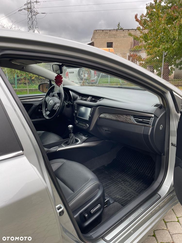 Toyota Avensis 1.8 Prestige - 9