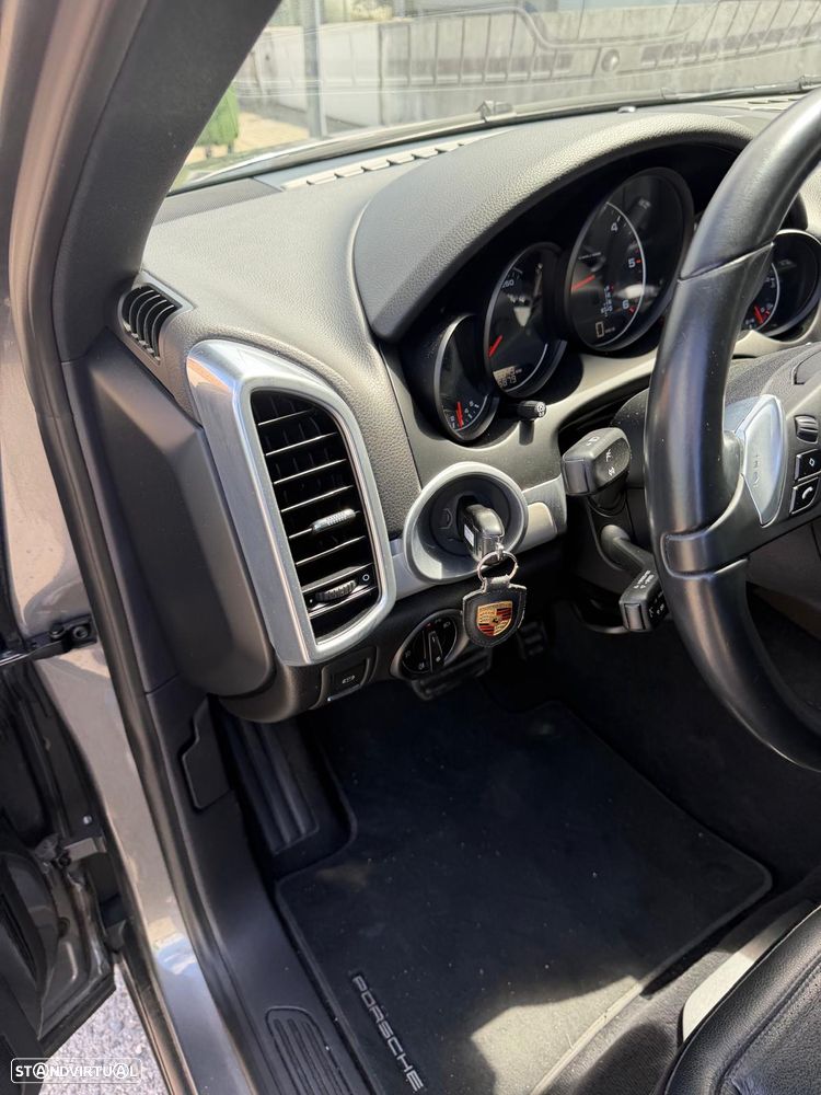 Porsche Cayenne 3.0 V6 - 19