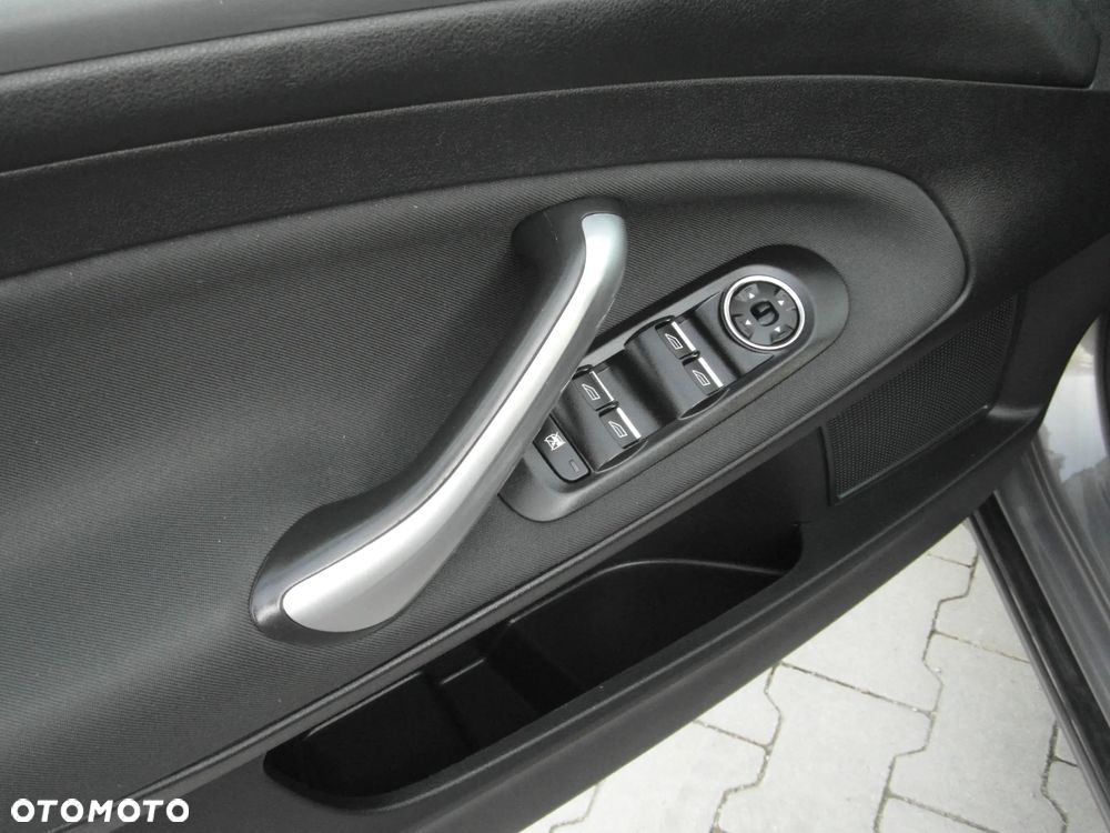 Ford Mondeo 2.0 Trend X - 17