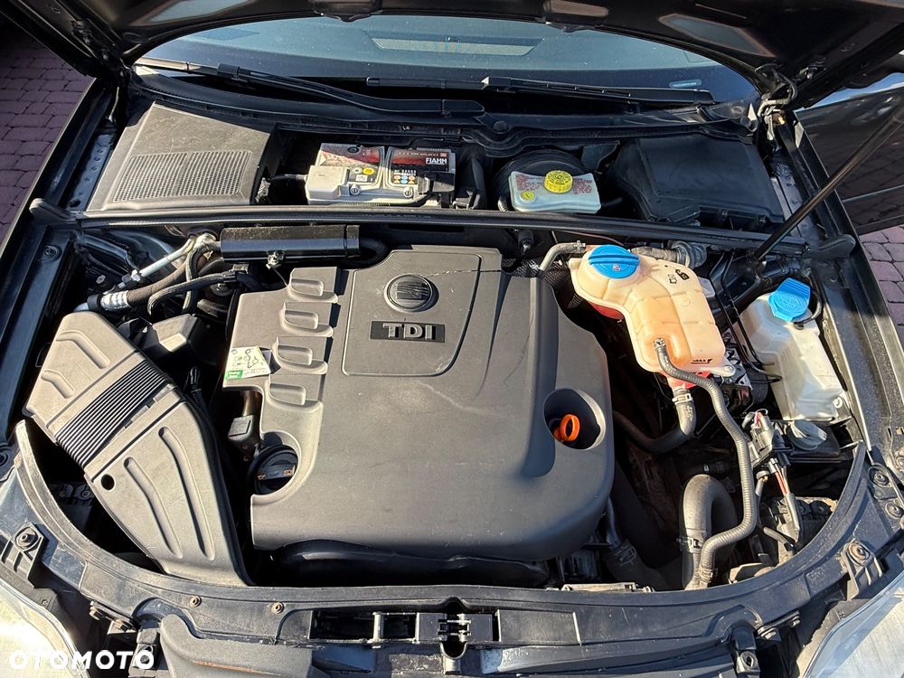 Seat Exeo 2.0 TDI DPF Style - 32