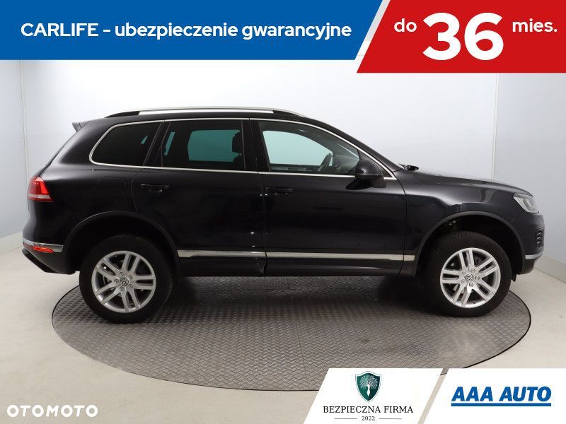 Volkswagen Touareg - 8