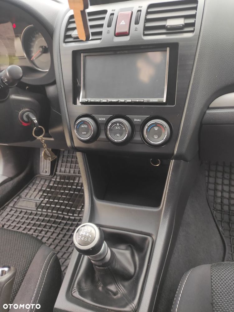 Subaru XV 2.0D Comfort - 10