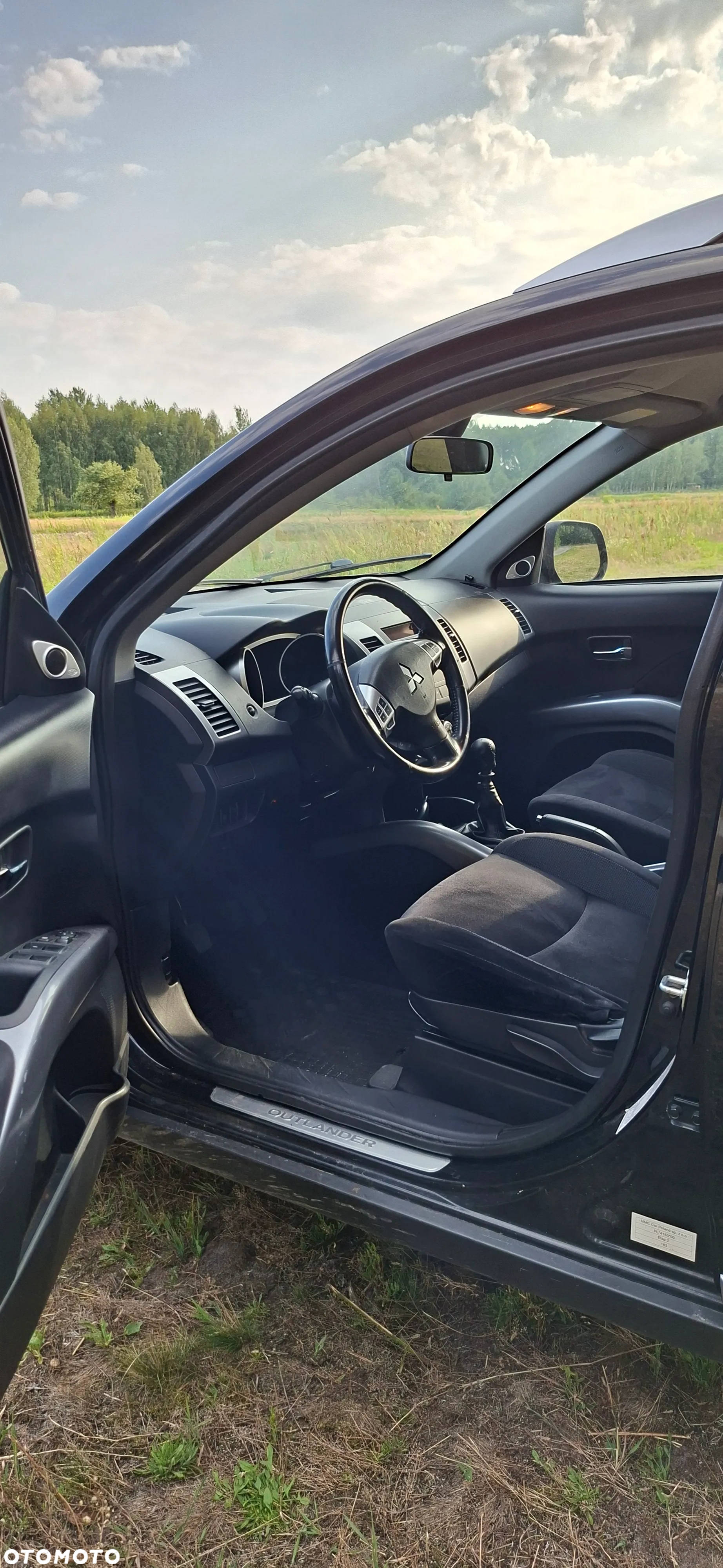Mitsubishi Outlander - 5