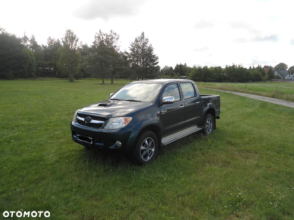 Toyota Hilux 2.5 D-4D DLX - 1
