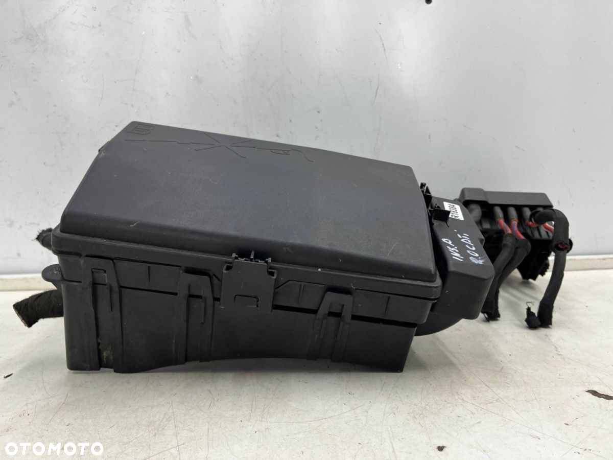 Skrzynka bezpieczników Opel Insignia A 08-17r. 2.0 CDTi moduł klema zaślepka 13275882 13253551 - 3