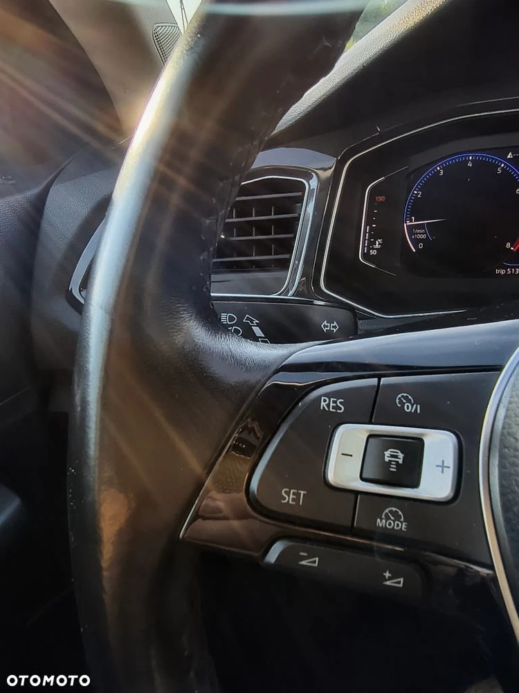 Volkswagen T-Roc 1.5 TSI GPF ACT Premium - 14