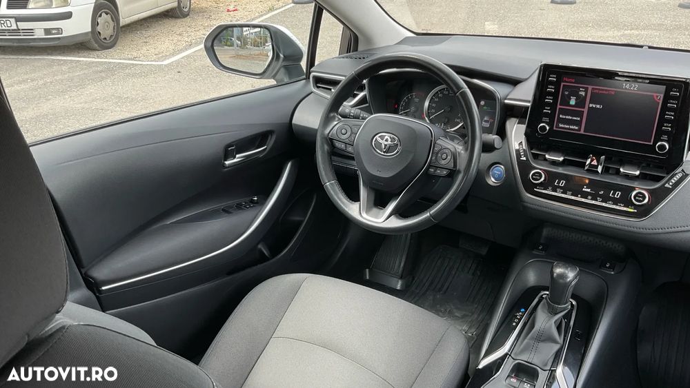 Toyota Corolla 1.8 HSD Business - 21