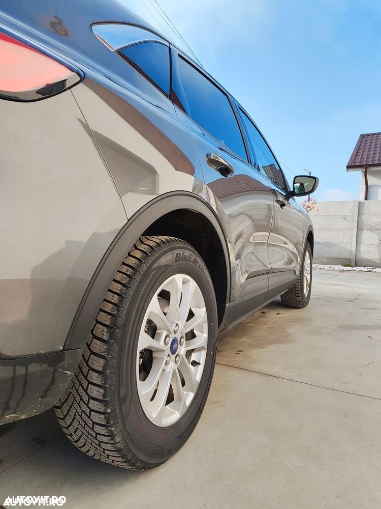 Ford Kuga 2.5 Duratec FHEV 4x4 TITANIUM X - 24