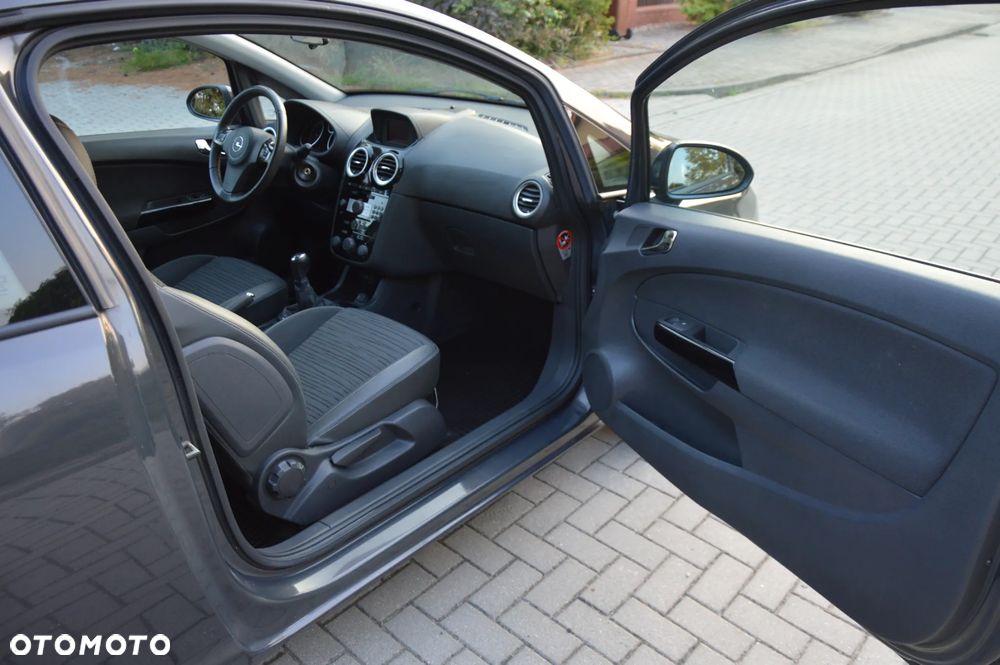 Opel Corsa 1.4 16V Energy - 17
