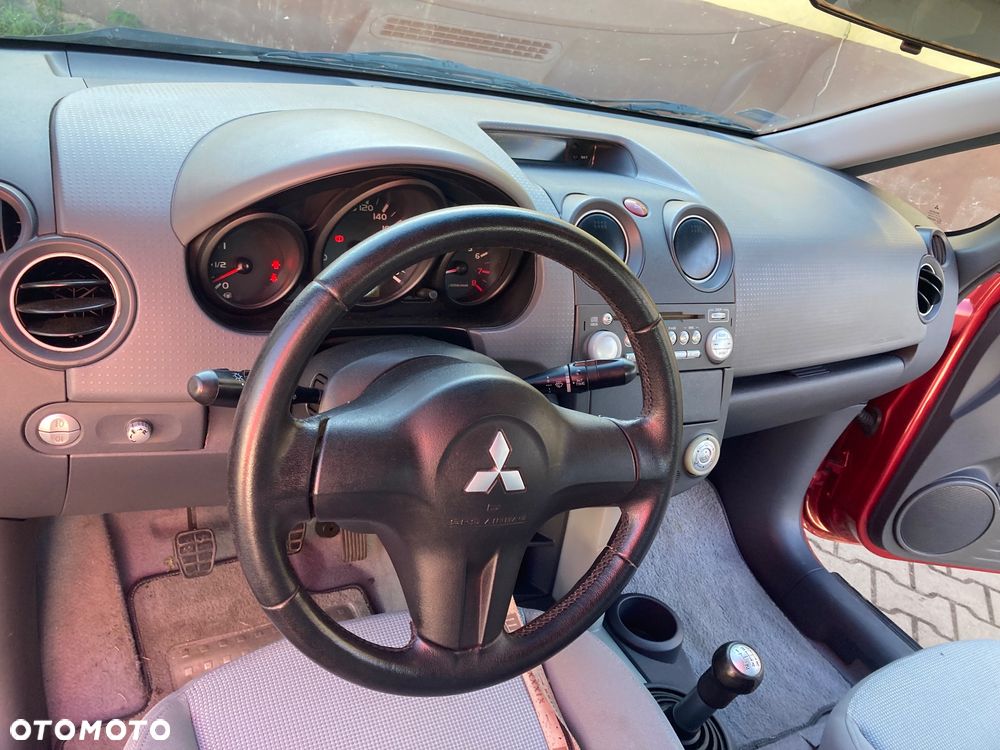 Mitsubishi Colt - 19