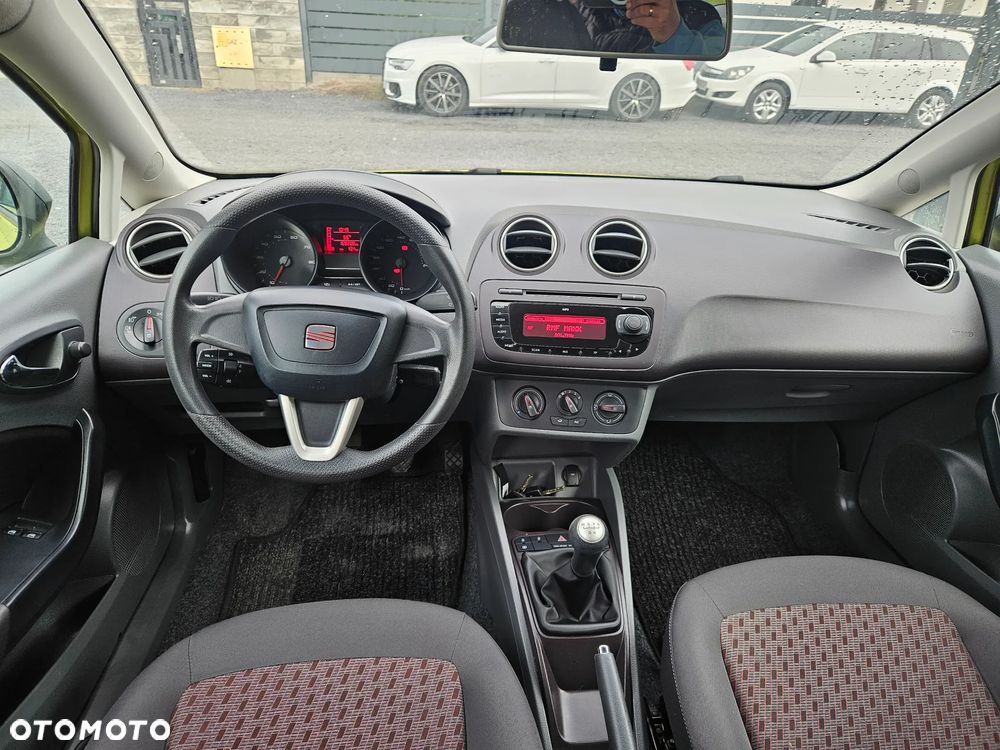 Seat Ibiza 1.2 12V Reference Salsa - 12