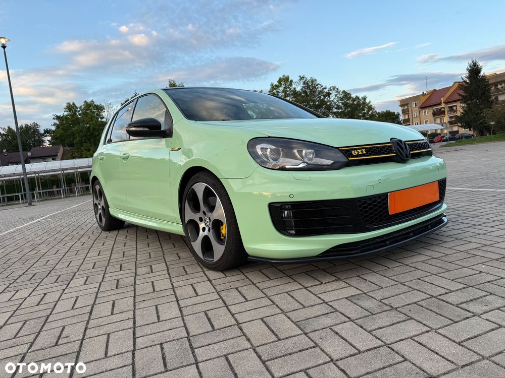 Volkswagen Golf 2.0 GTI - 10