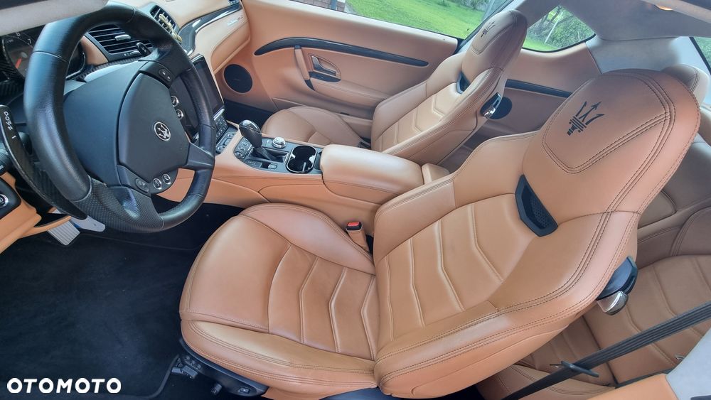 Maserati GranTurismo MC - 6