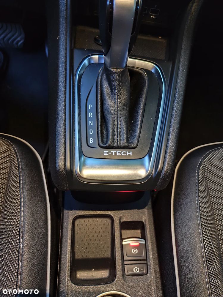 Renault Captur 1.6 E-TECH Plug-In Intens - 14