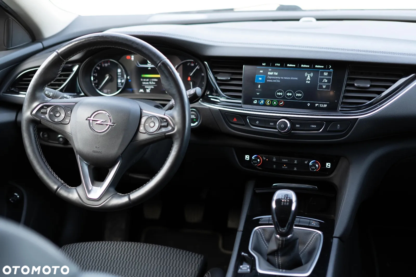 Opel Insignia - 15