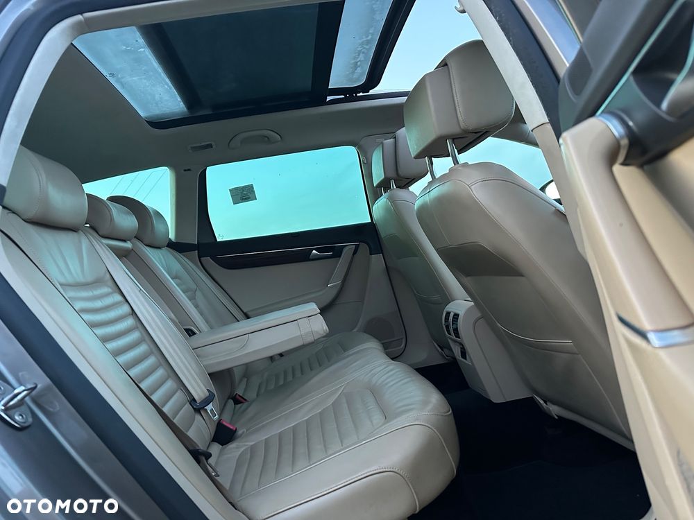 Volkswagen Passat Variant 2.0 TDI BlueMotion Technology Trendline - 20