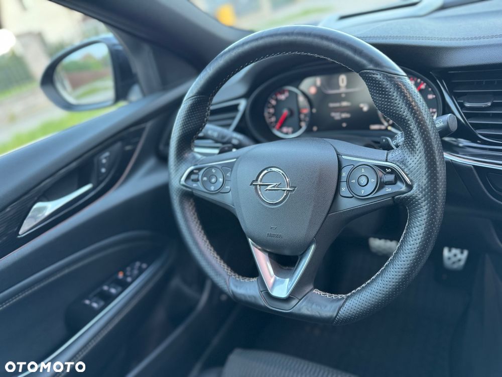 Opel Insignia 2.0 BiTurbo 4x4 Ultimate Exclusive - 33