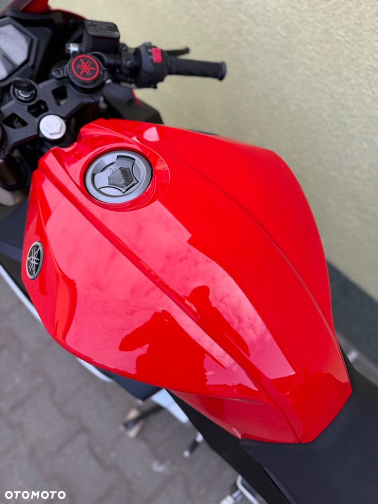 Yamaha YZF - 34