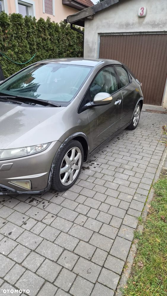 Honda Civic 1.8 Comfort - 3