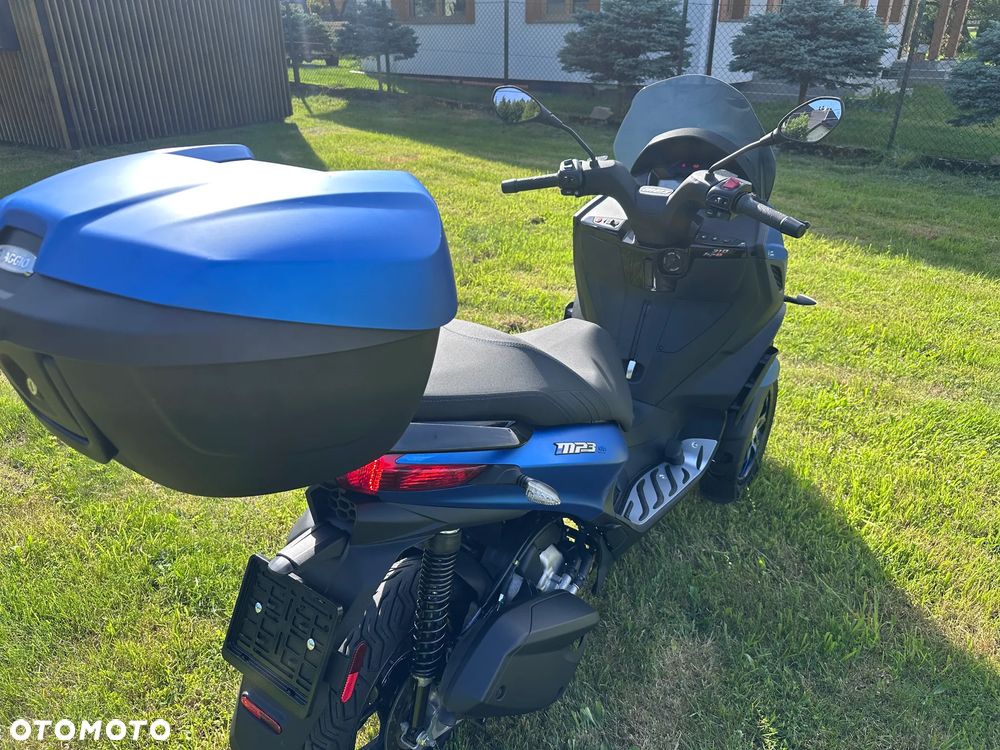 Piaggio MP-3 - 15
