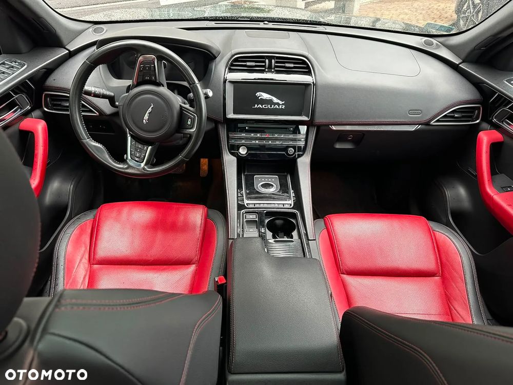 Jaguar F-Pace 2.0 i4D AWD R-Sport - 5