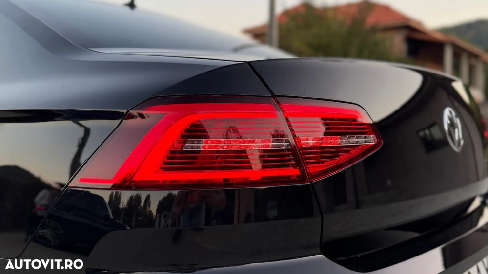 Volkswagen Passat 2.0 TDI DSG 4Motion Highline - 36