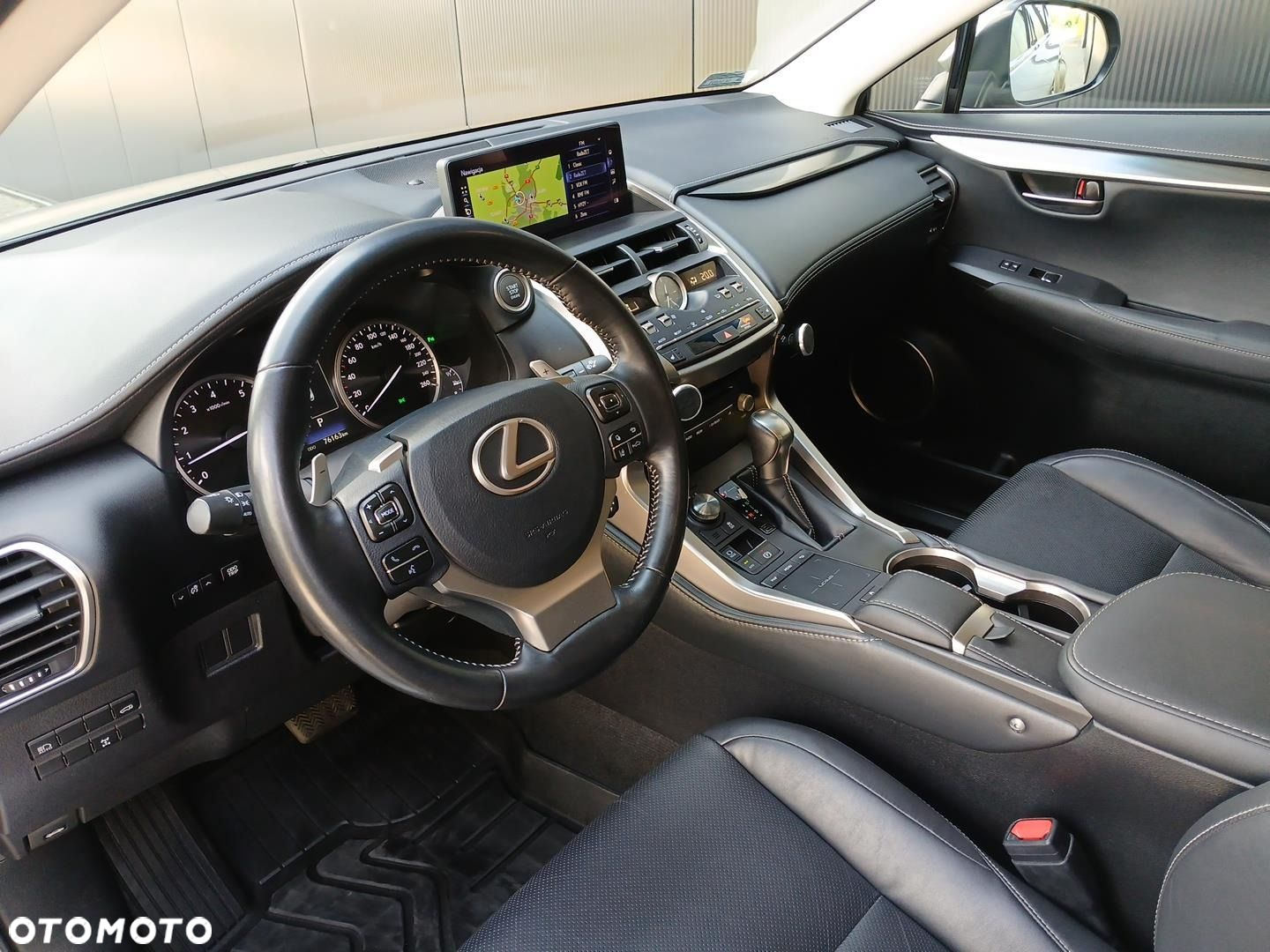 Lexus NX - 16