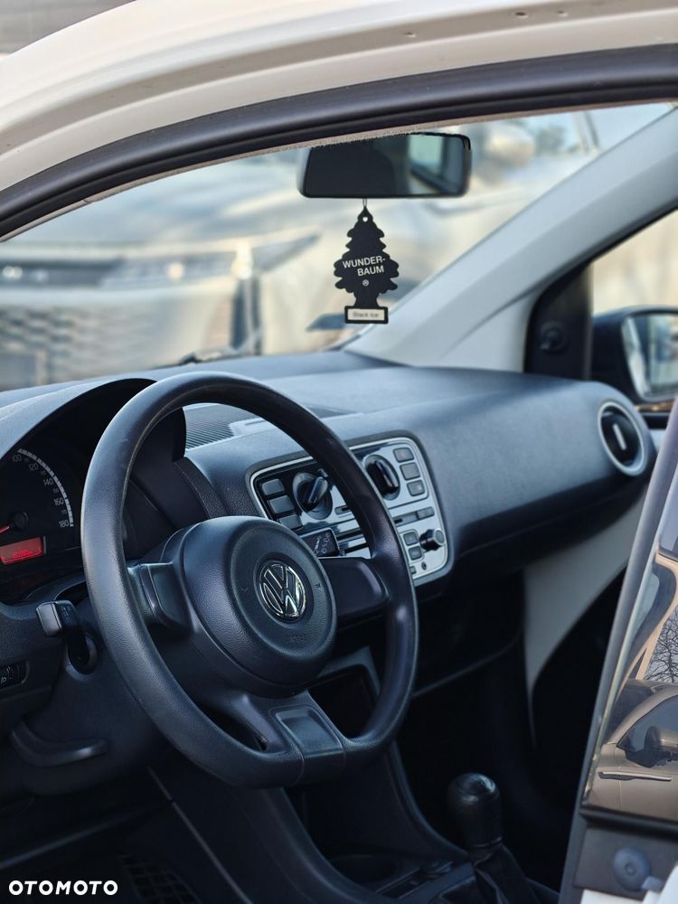 Volkswagen up! 1.0 Take - 6