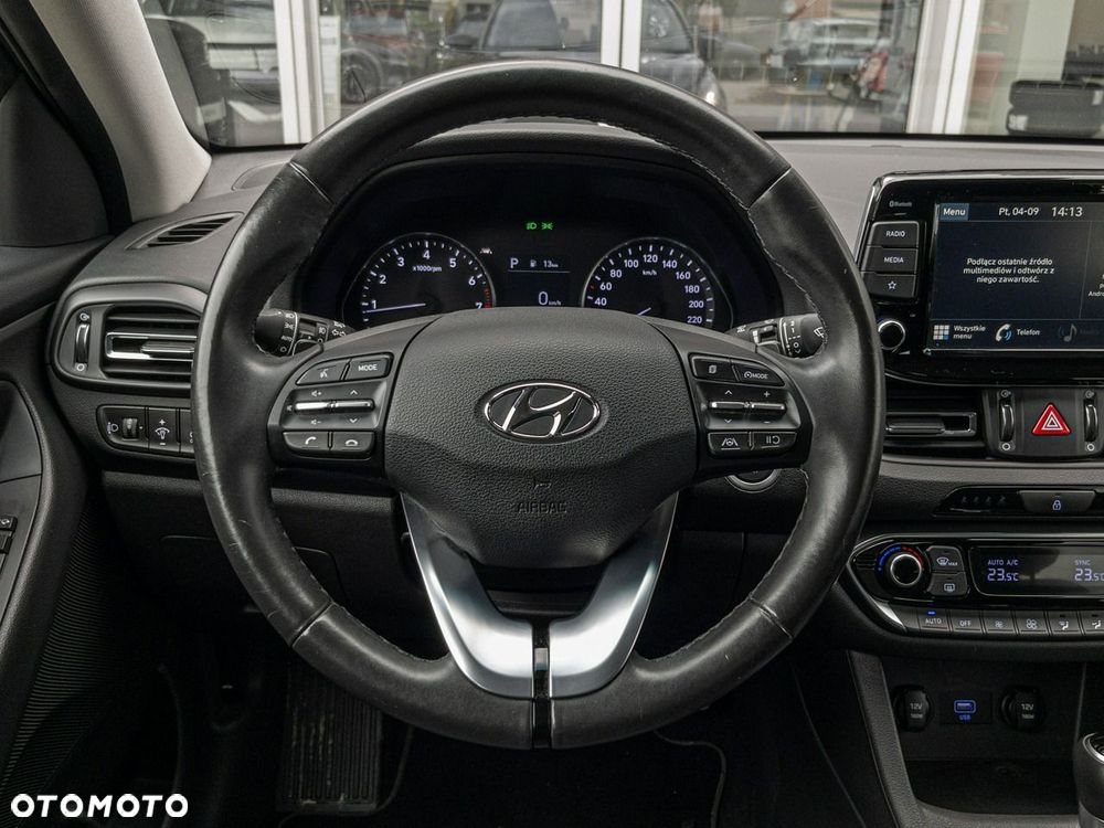 Hyundai i30 1.5 T-GDI 48V Smart DCT - 12