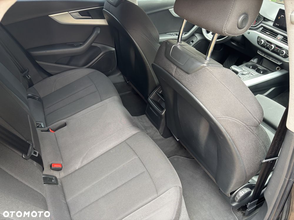 Audi A4 Avant 2.0 TDI Quattro S tronic - 18