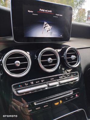 Mercedes-Benz GLC 250 4Matic 9G-TRONIC AMG Line - 5