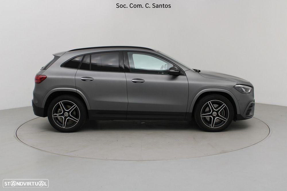 Mercedes-Benz GLA 220 d 4Matic AMG Line - 4