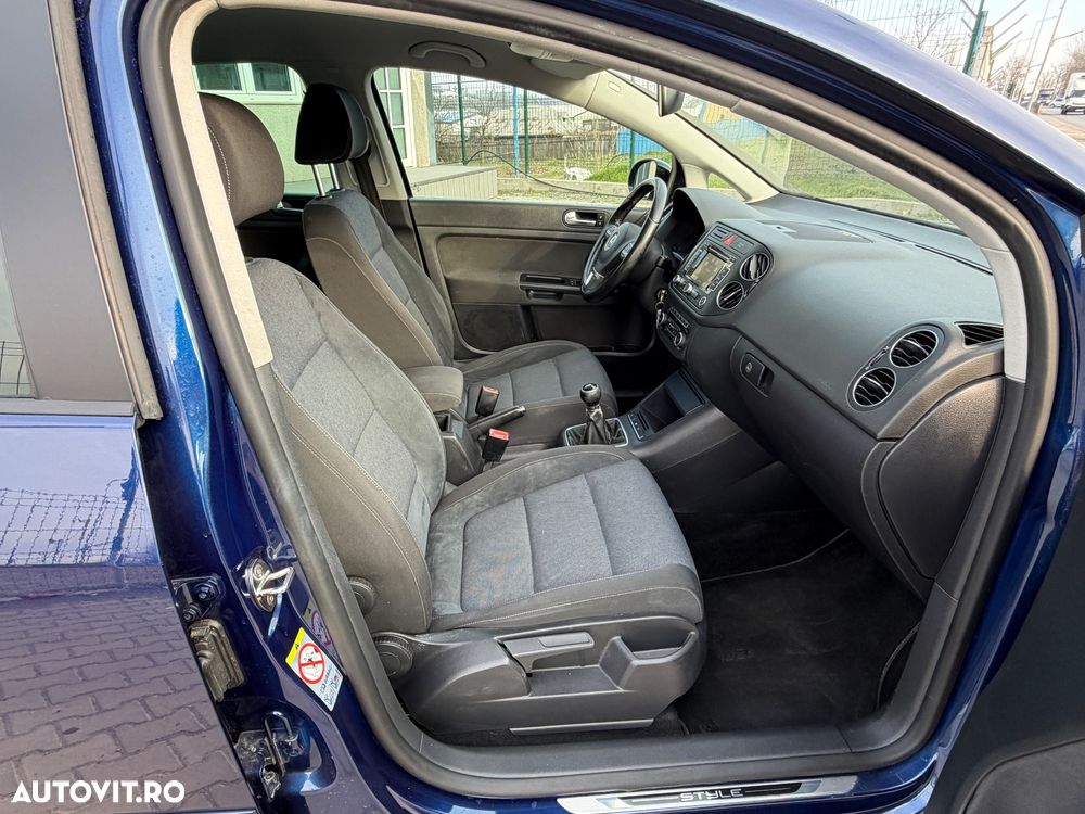 Volkswagen Golf Plus 1.2 TSI BlueMotion Technology Style - 36