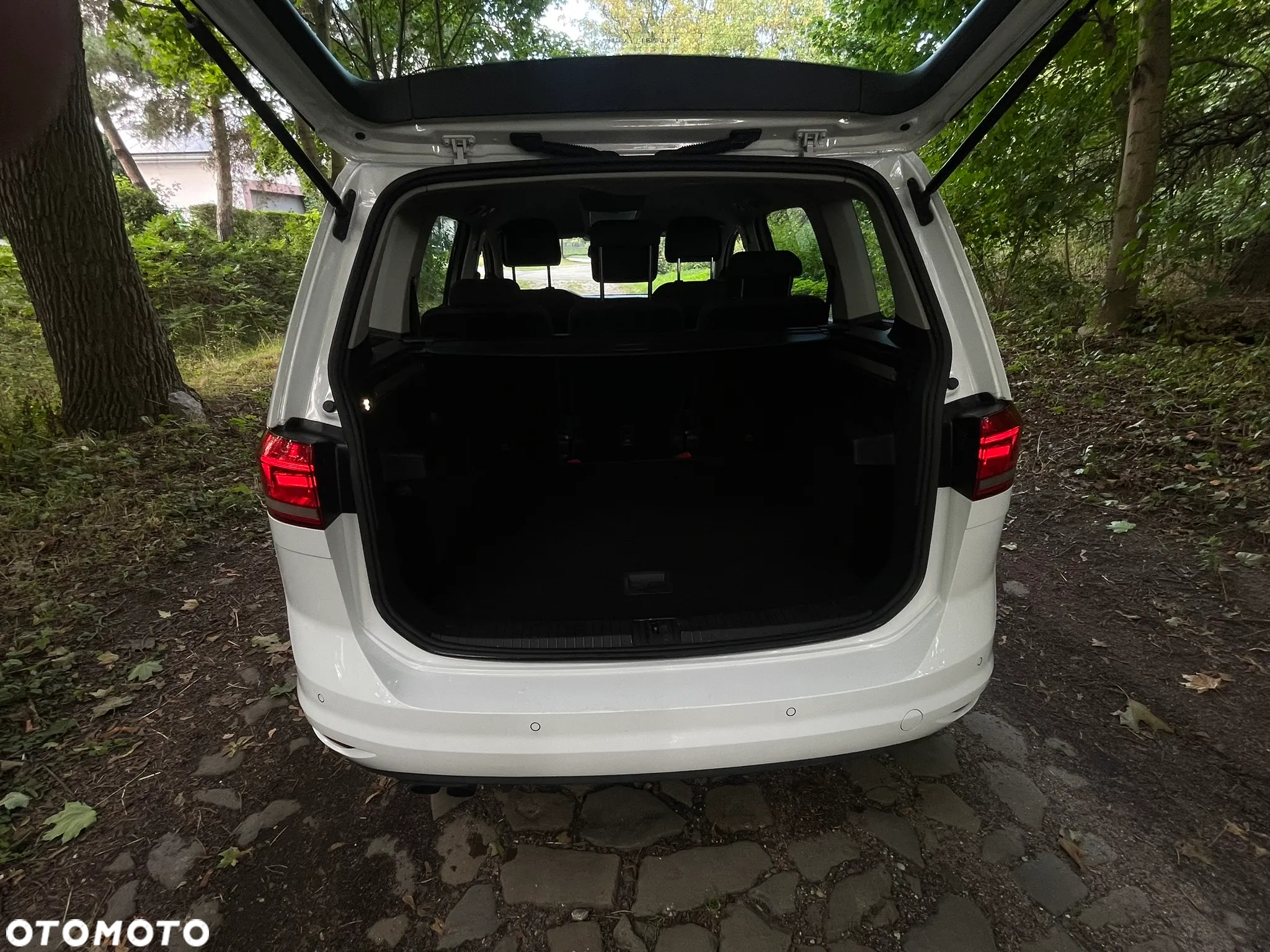Volkswagen Touran 2.0 TDI BMT Comfortline DSG - 18