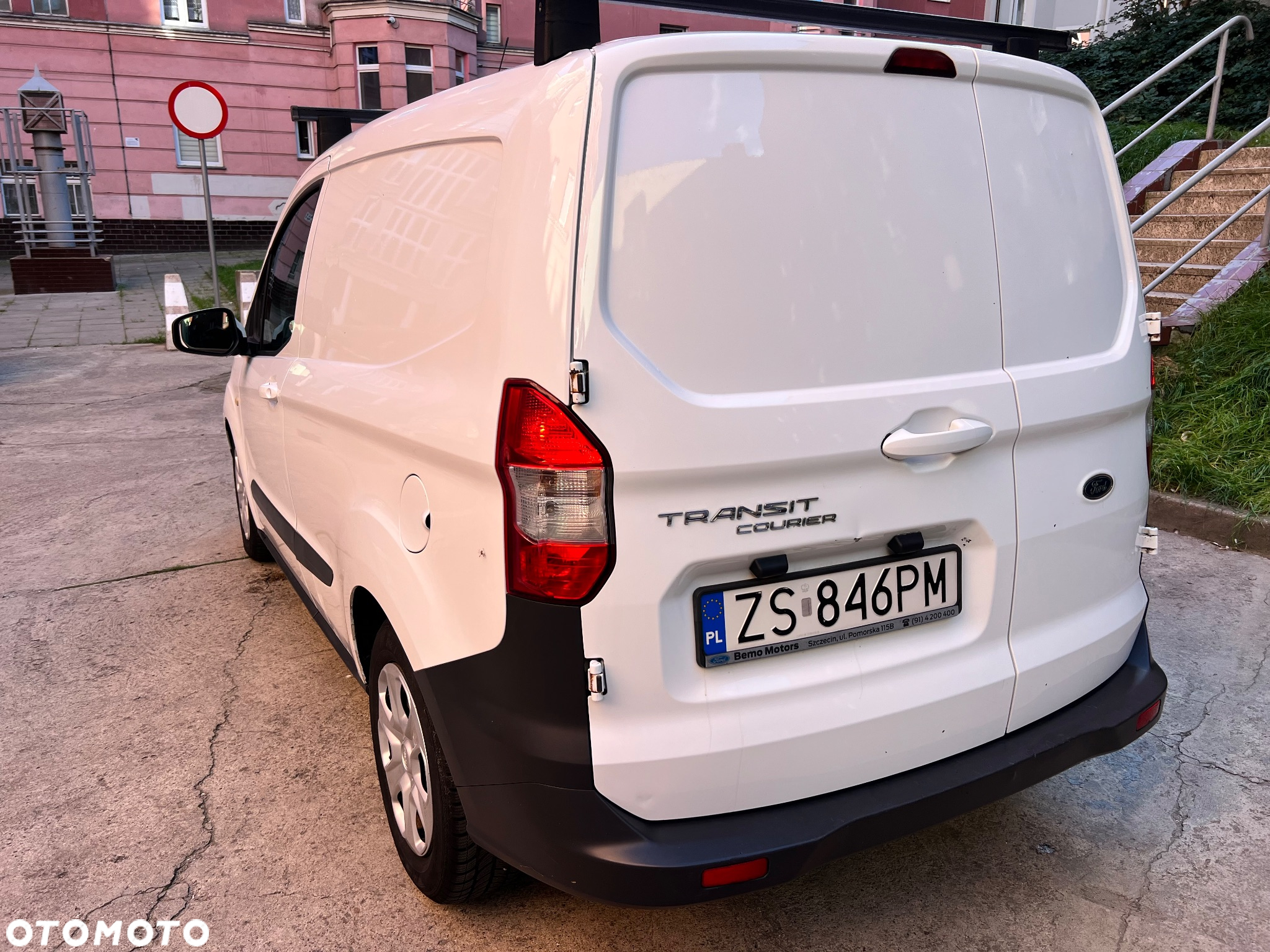 Ford Transit Courier 1.5 TDCi Trend - 6