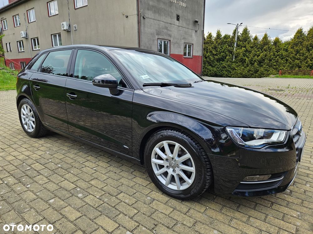 Audi A3 Sportback 1.6 TDI Attraction - 5