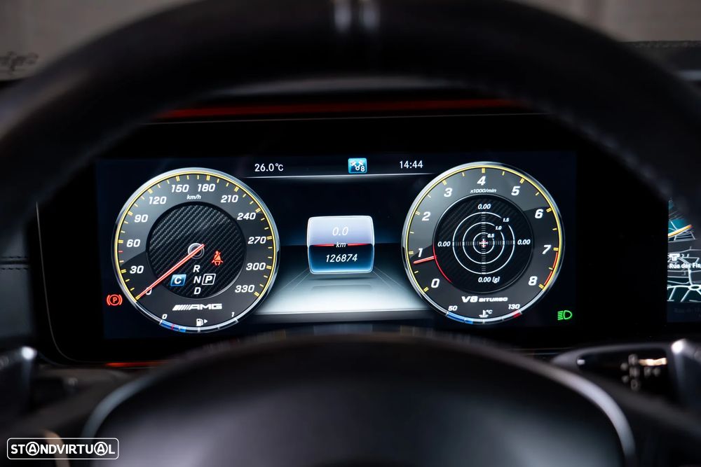 Mercedes-Benz E 63 AMG S 4Matic+ 9G-TRONIC - 17